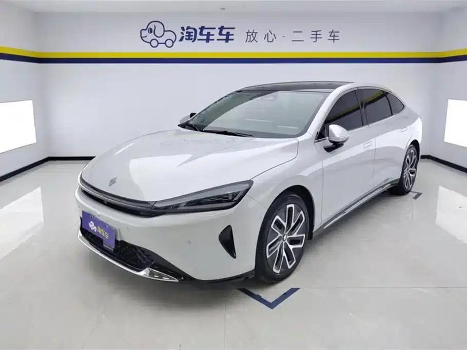 Baojun Enjoy 2025 Plug-in Hybrid 140km/h Special Edition — миниатюра 1