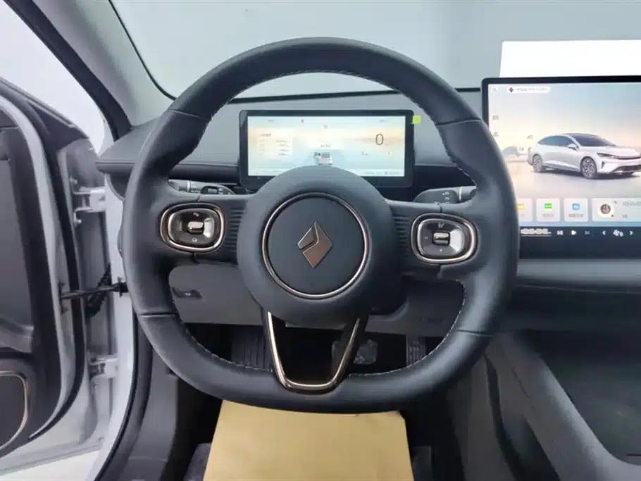 Baojun Enjoy 2025 Plug-in Hybrid 140km/h Special Edition — миниатюра 15