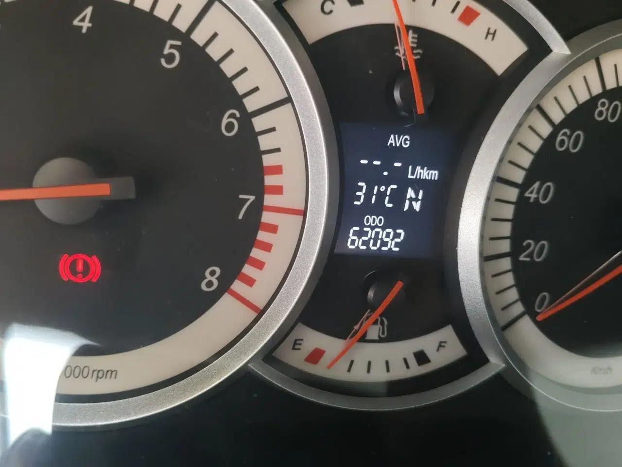 Used Suzuki Liana A6 2015 Hatchback 1.5L Automatic Ideal Model — миниатюра 12