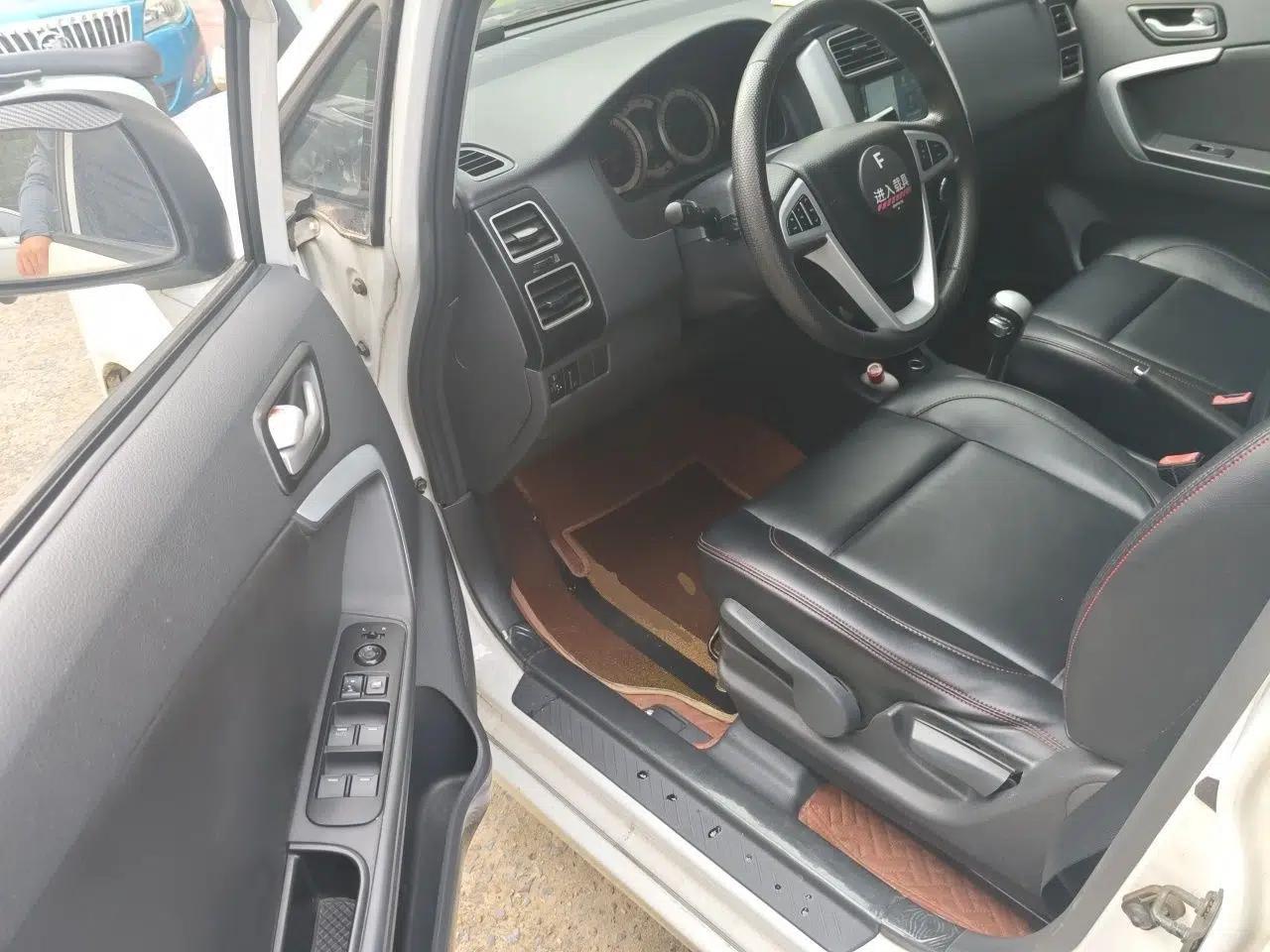 Used Suzuki Liana A6 2015 Hatchback 1.5L Automatic Ideal Model — миниатюра 16