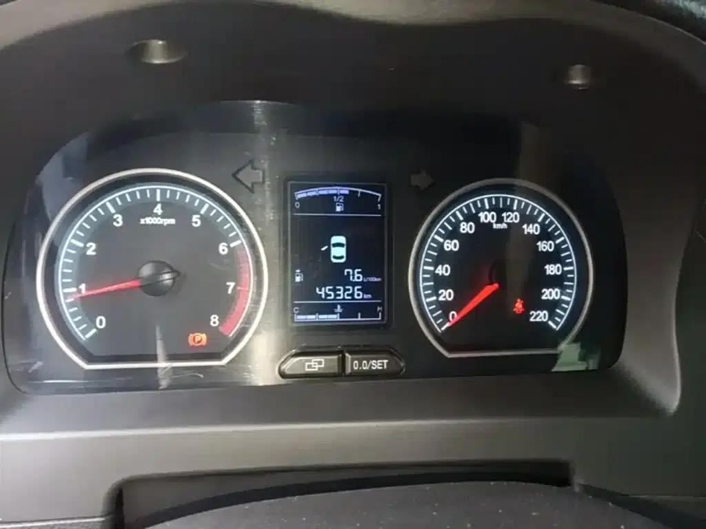 Jingyi X3 2015 1.5L Comfort Model — миниатюра 12