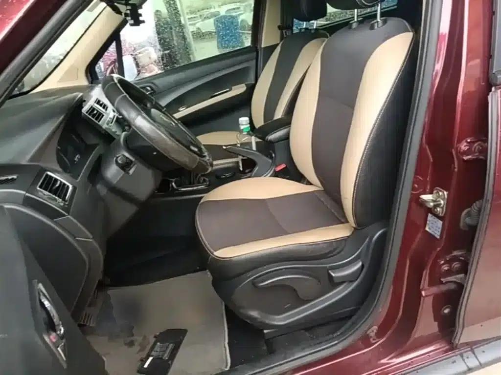 Jingyi X3 2015 1.5L Comfort Model — миниатюра 15