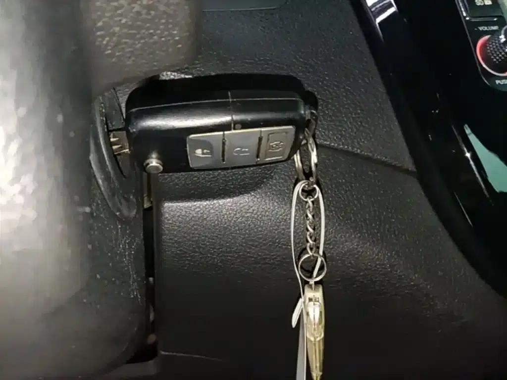 Jingyi X3 2015 1.5L Comfort Model — миниатюра 9