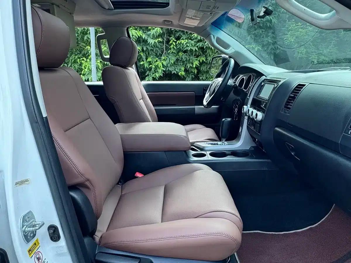 Sequoia 2010 5.7 Platinum Edition — миниатюра 17
