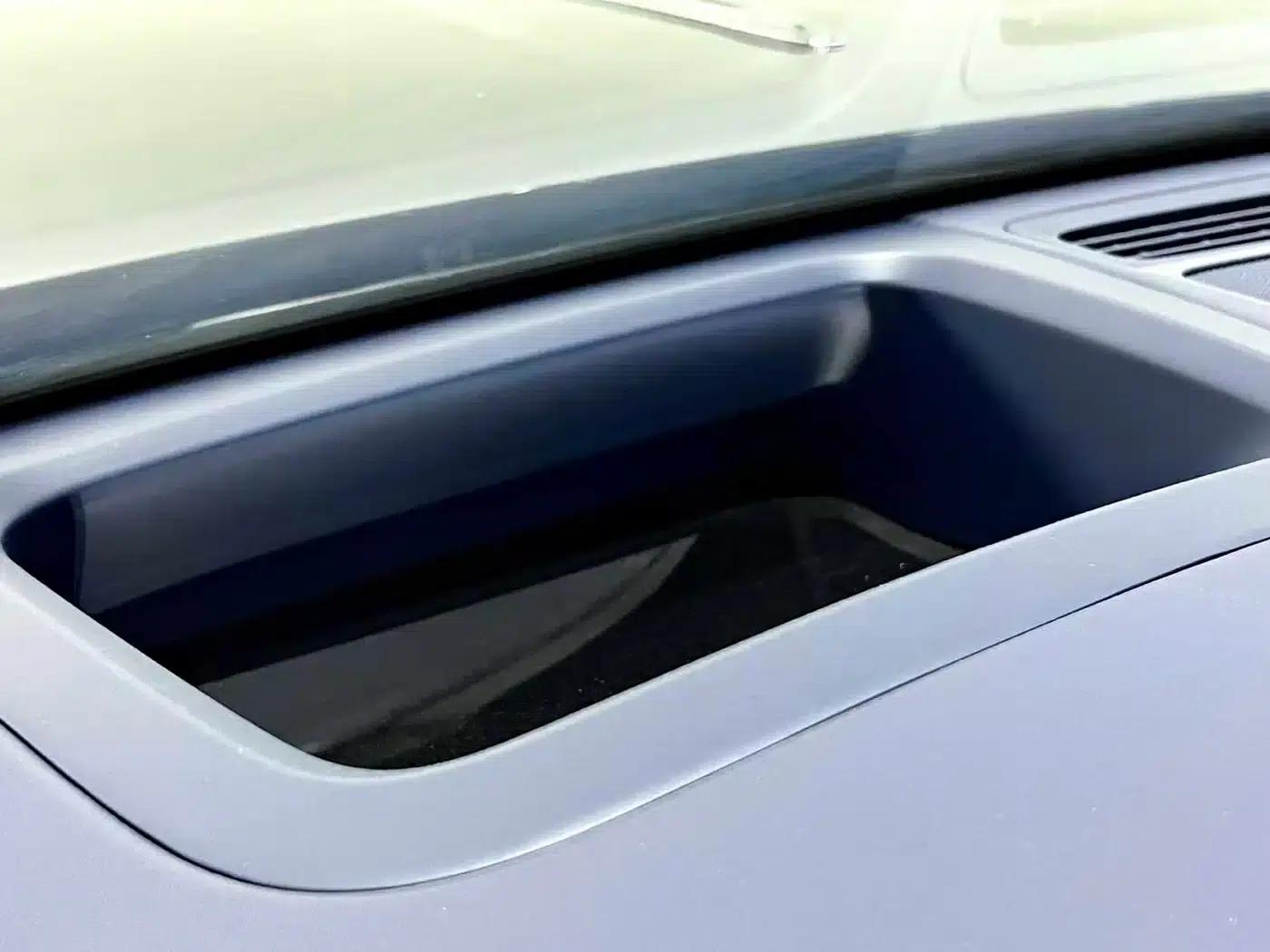 Hongqi Golden Sunflower Elegant 2024 Model 4.0T V8 — миниатюра 22