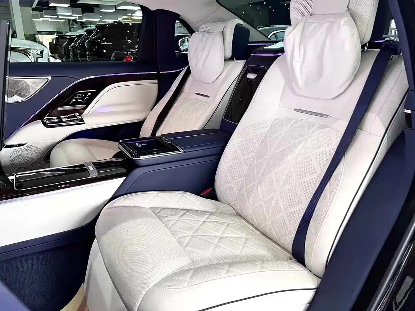 Hongqi Golden Sunflower Elegant 2024 Model 4.0T V8 — миниатюра 42
