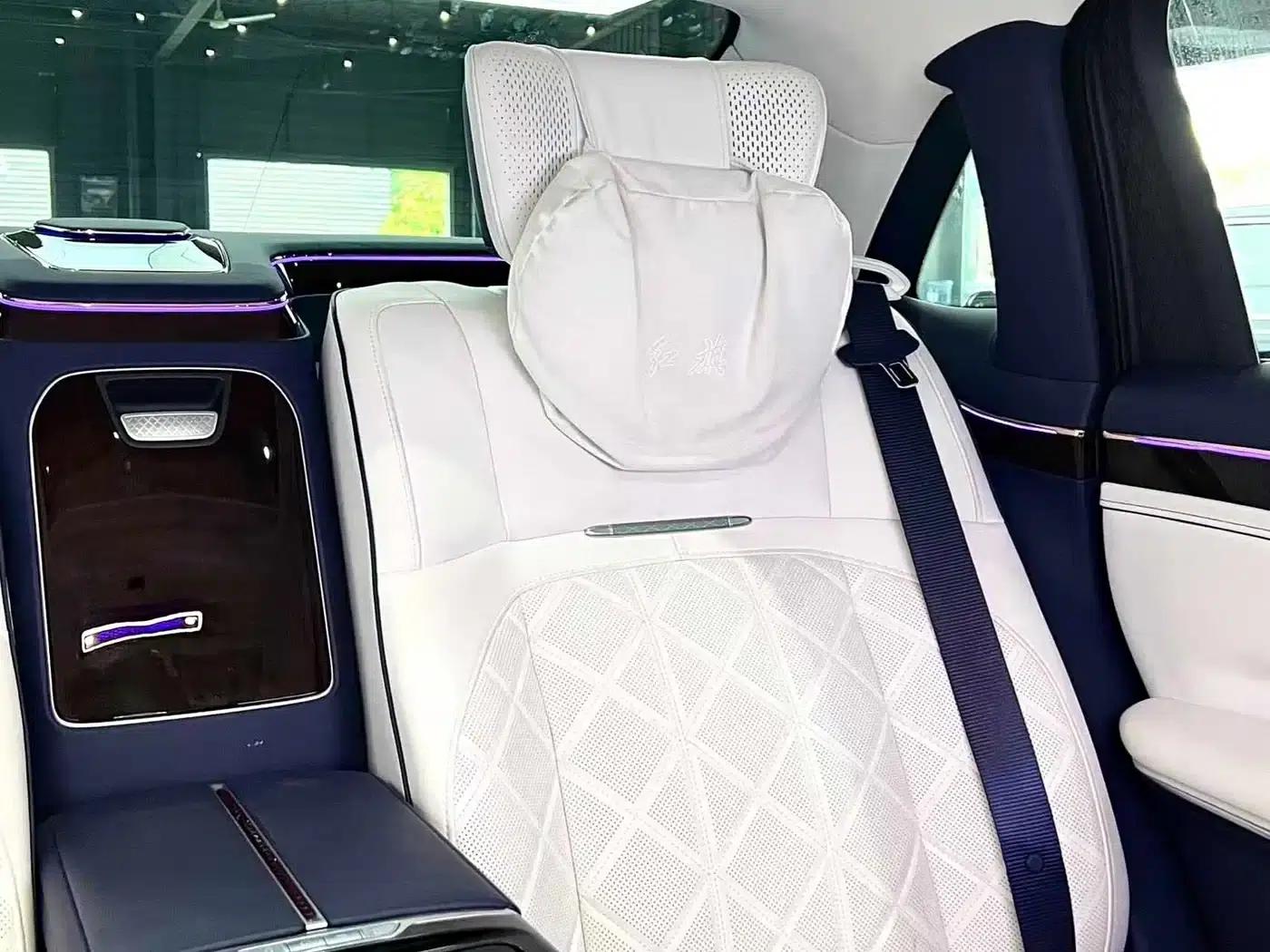 Hongqi Golden Sunflower Elegant 2024 Model 4.0T V8 — миниатюра 44
