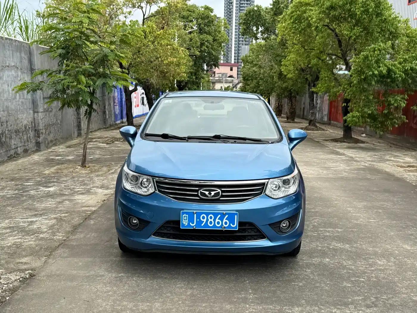 Kaiyi C3 2015 1.5L Manual Diamond Edition — миниатюра 2