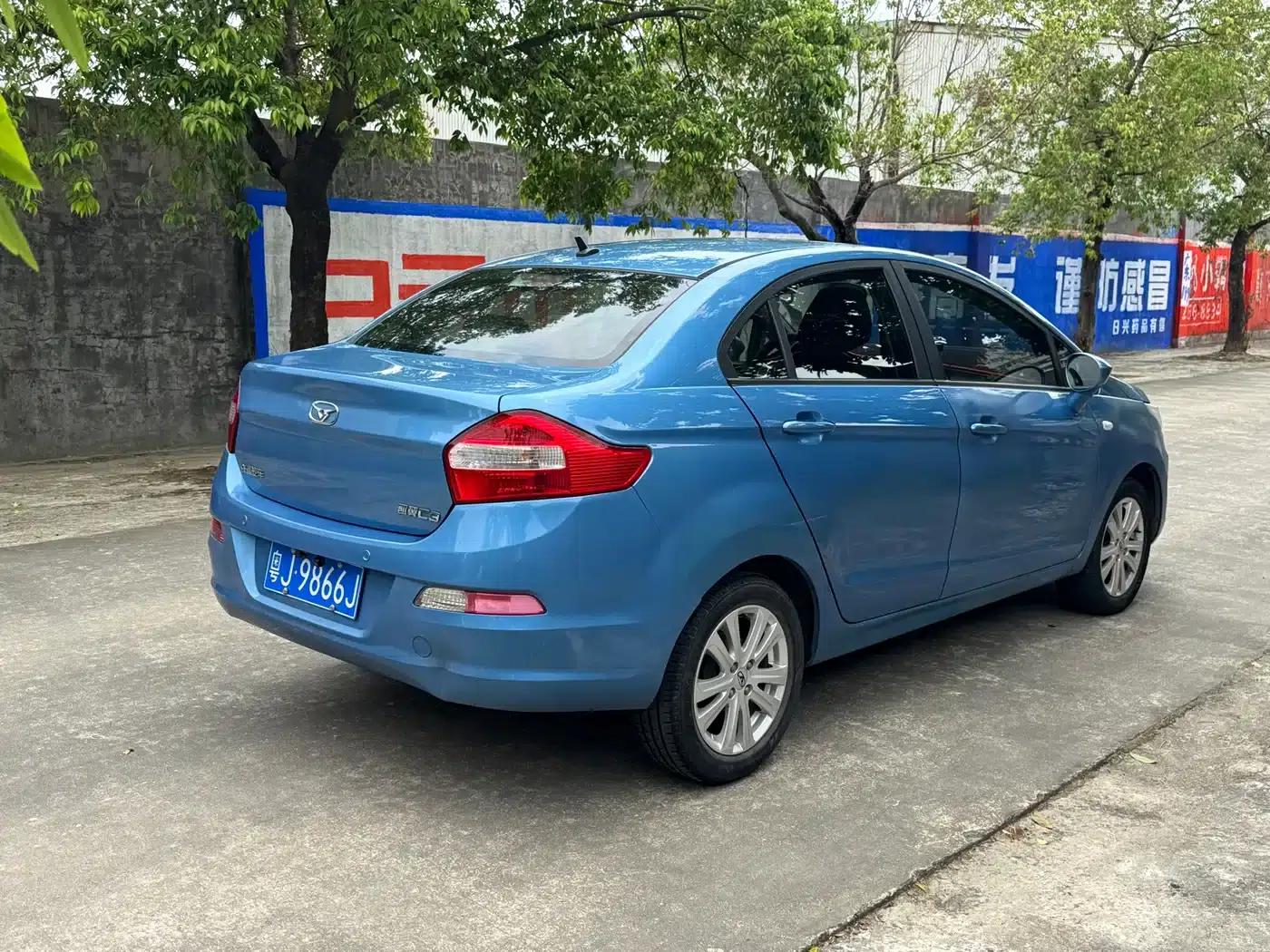 Kaiyi C3 2015 1.5L Manual Diamond Edition — миниатюра 5