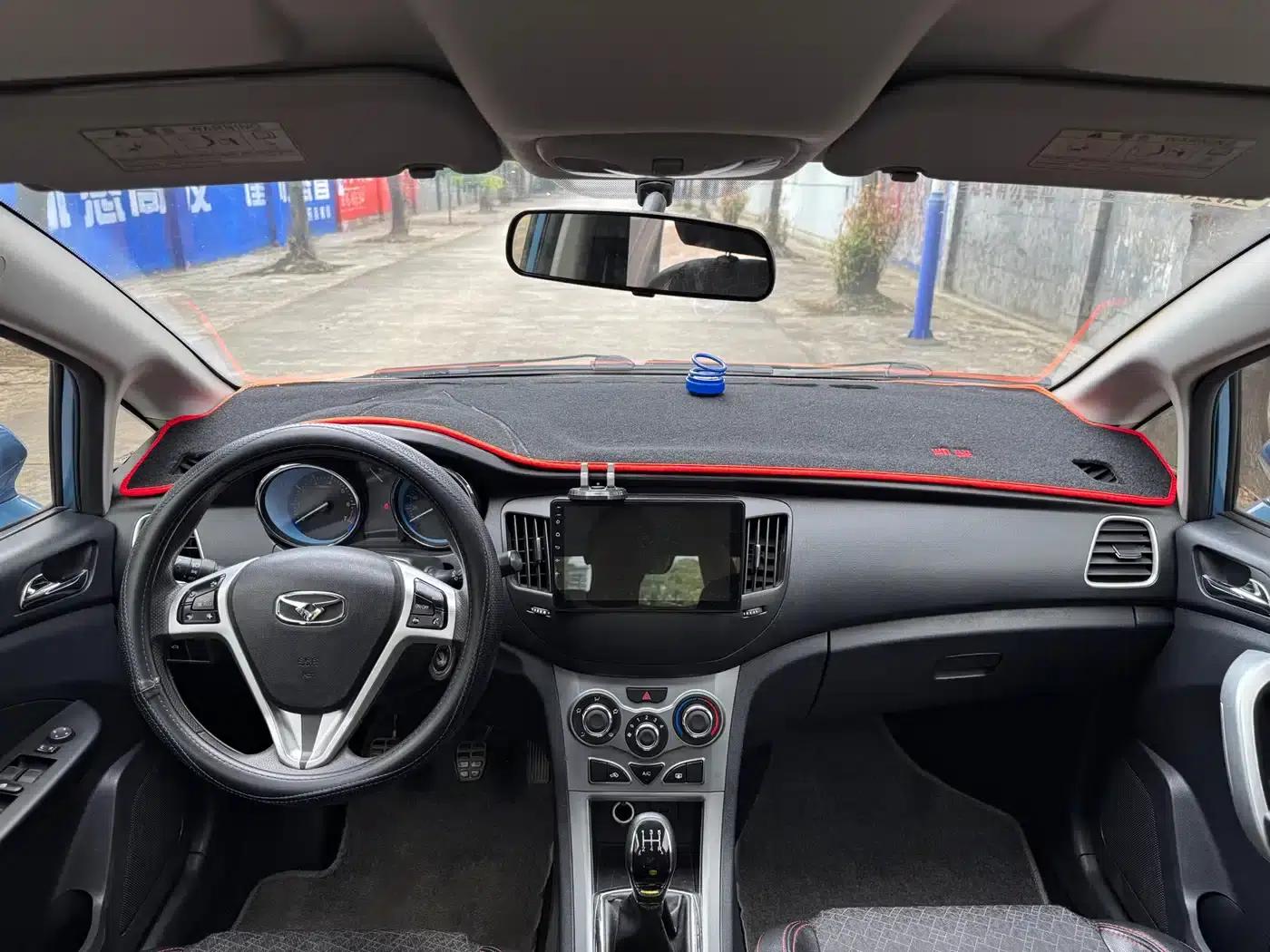 Kaiyi C3 2015 1.5L Manual Diamond Edition — миниатюра 8
