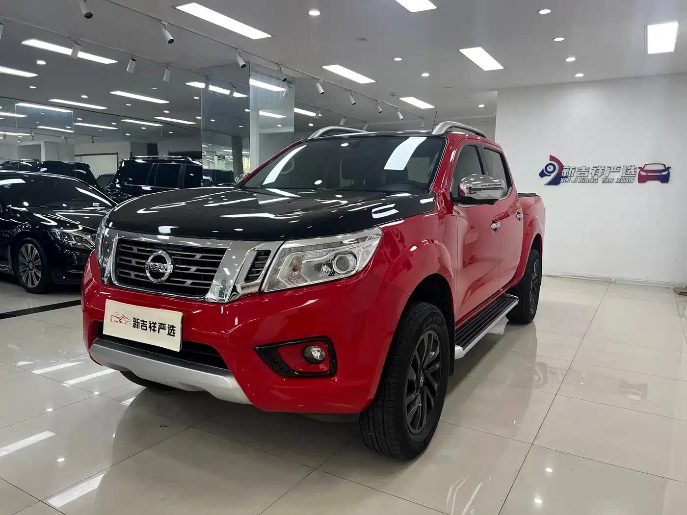 2021 Navara 2.5L Automatic 4WD Premium QR25 — миниатюра 3