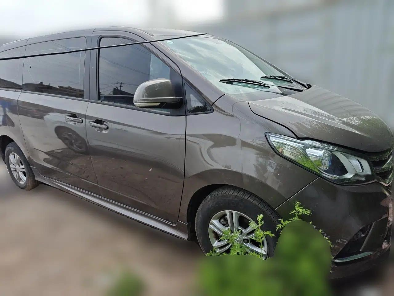 Used SAIC MAXUS EG10 2019 Pure Electric Elite Edition — миниатюра 3