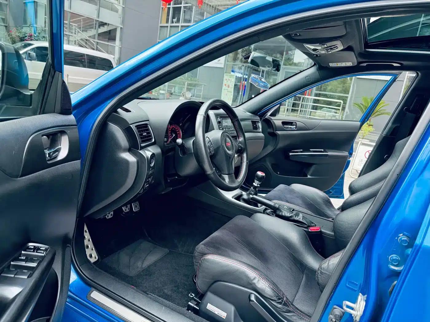 Impreza 2011 2.5T WRX STi Sedan — миниатюра 13