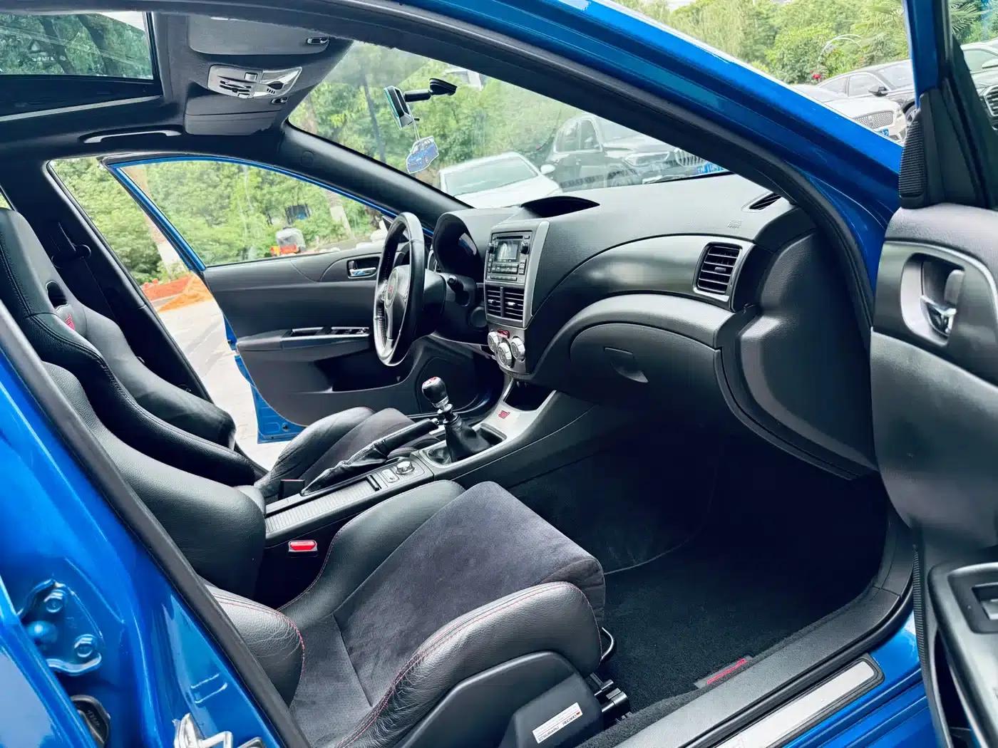 Impreza 2011 2.5T WRX STi Sedan — миниатюра 15