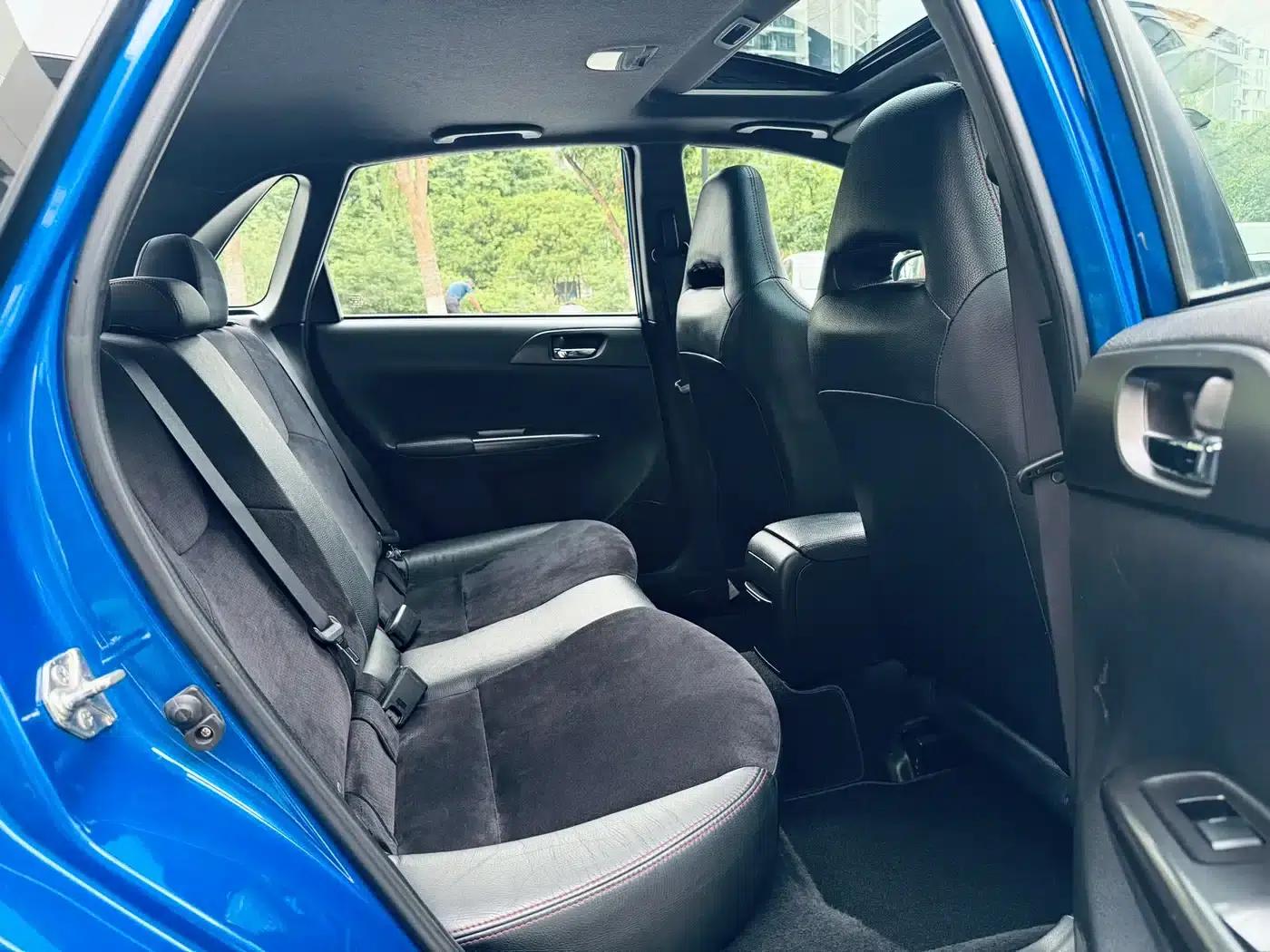 Impreza 2011 2.5T WRX STi Sedan — миниатюра 16