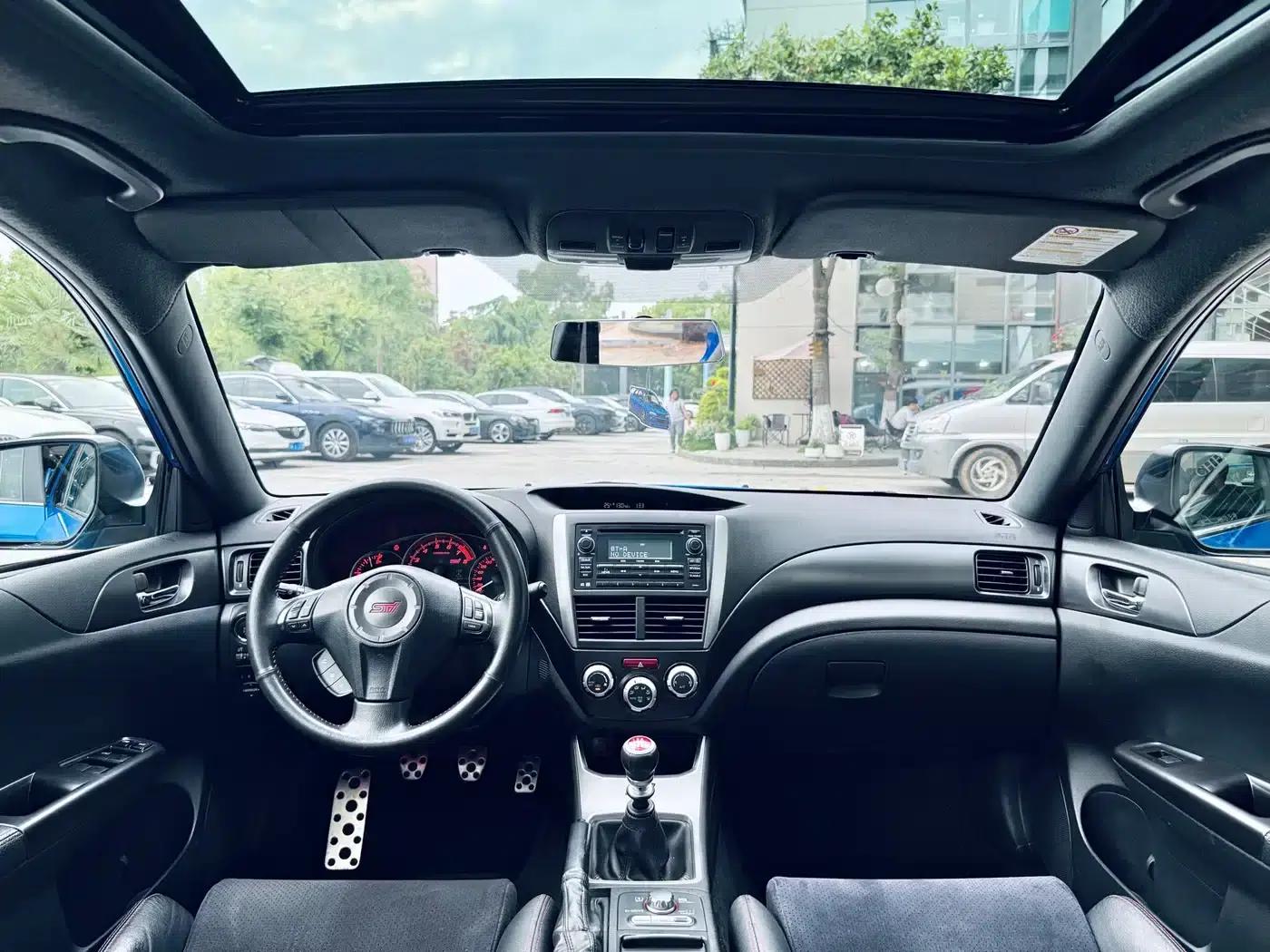 Impreza 2011 2.5T WRX STi Sedan — миниатюра 17