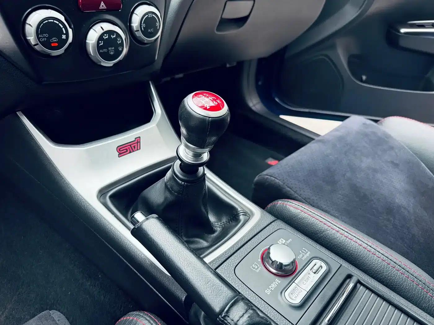 Impreza 2011 2.5T WRX STi Sedan — миниатюра 10