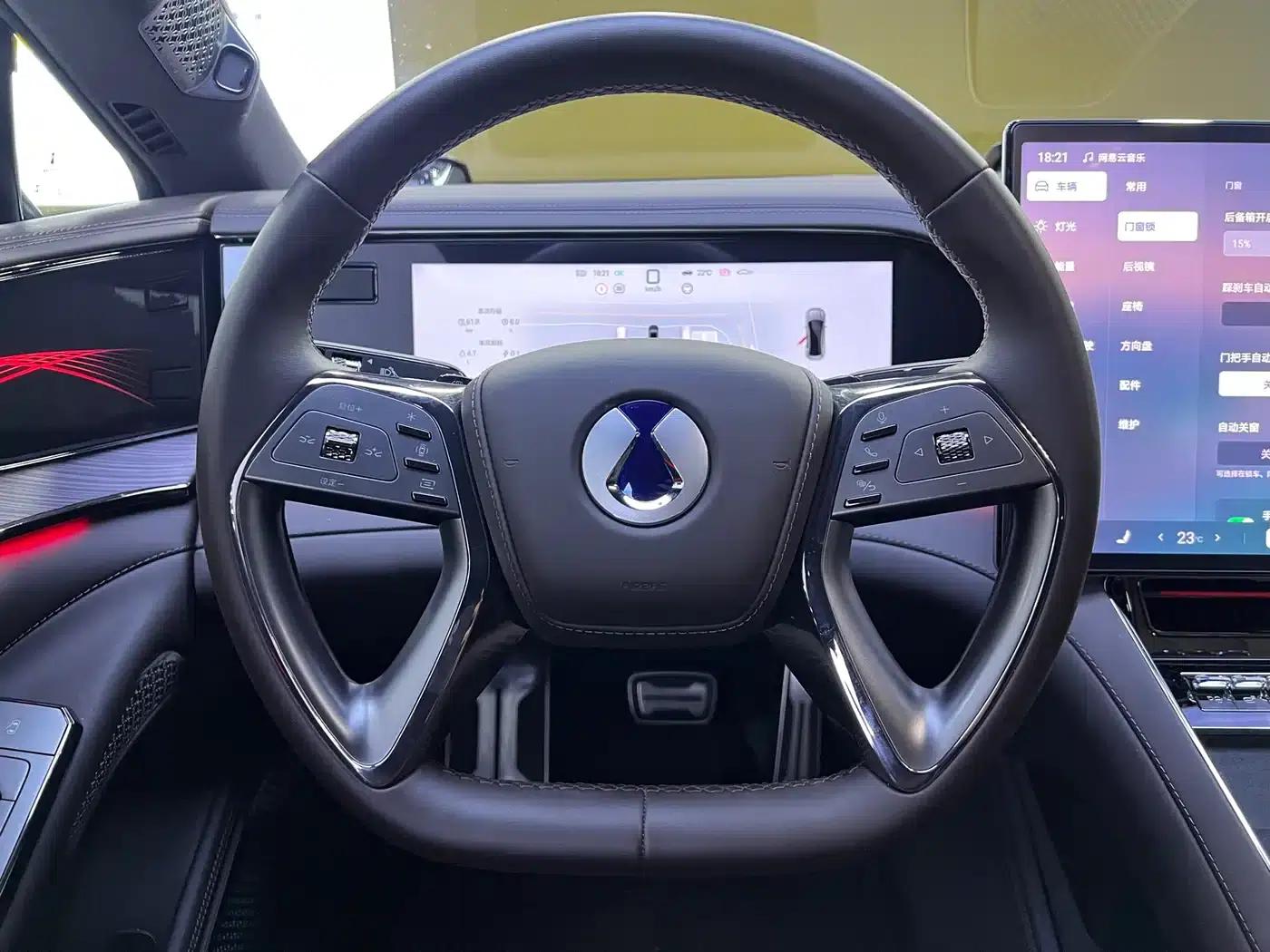 Denza Z9 2024 Model 1100km AWD Max Edition — миниатюра 11