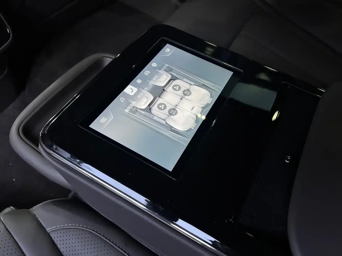 Denza Z9 2024 Model 1100km AWD Max Edition — миниатюра 15