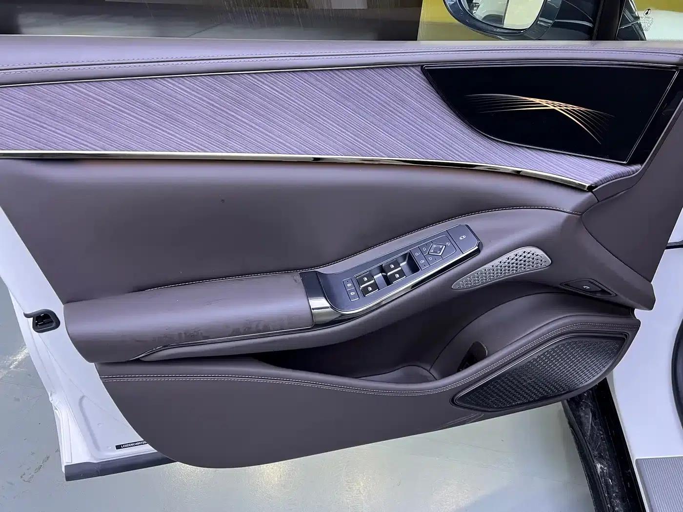 Denza Z9 2024 Model 1100km AWD Max Edition — миниатюра 17