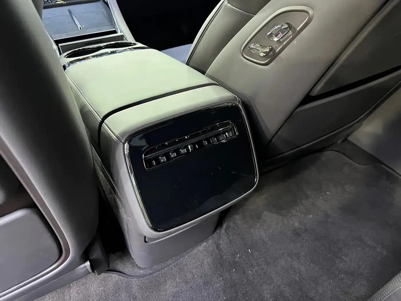 Denza Z9 2024 Model 1100km AWD Max Edition — миниатюра 20