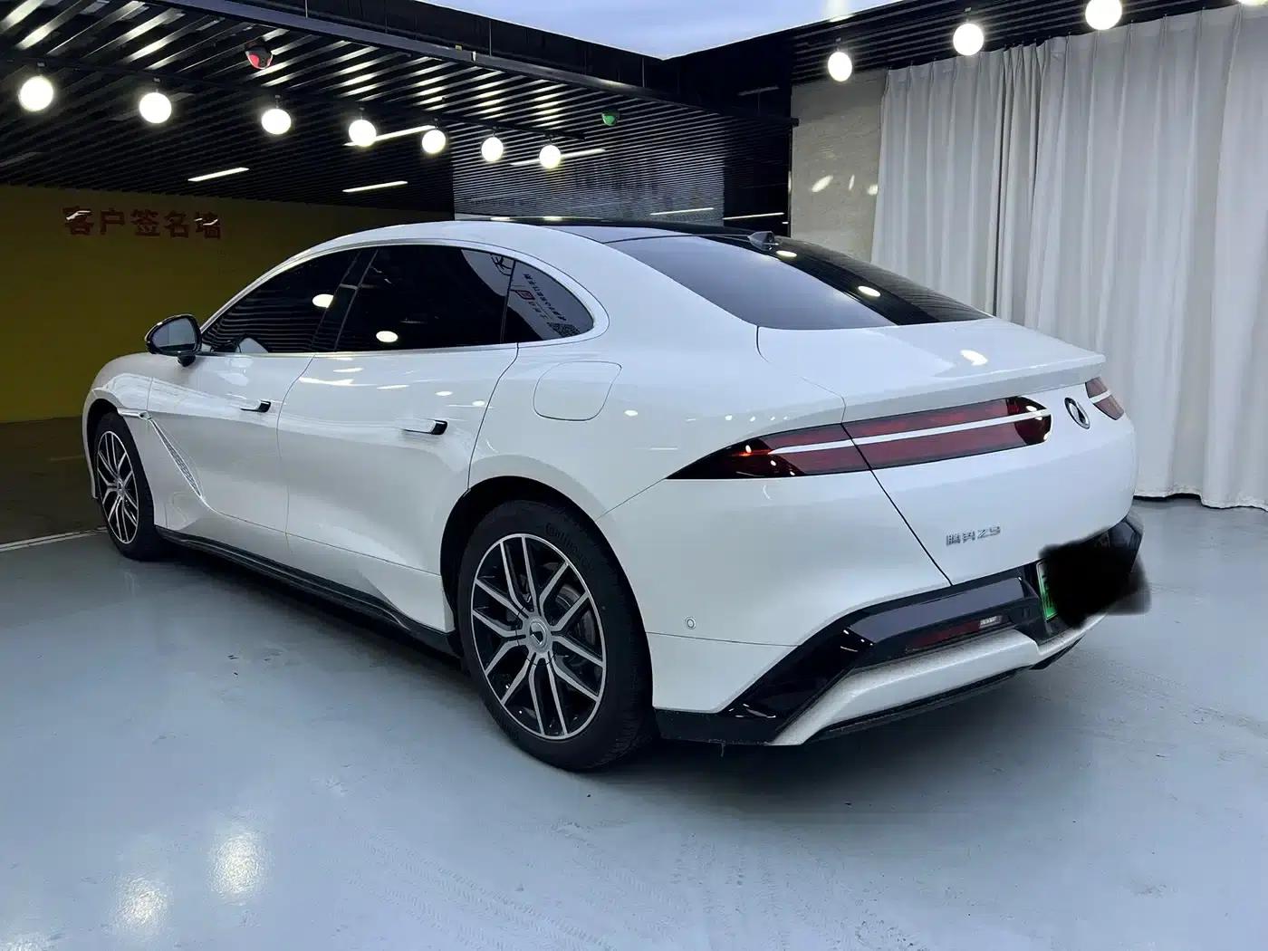 Denza Z9 2024 Model 1100km AWD Max Edition — миниатюра 4