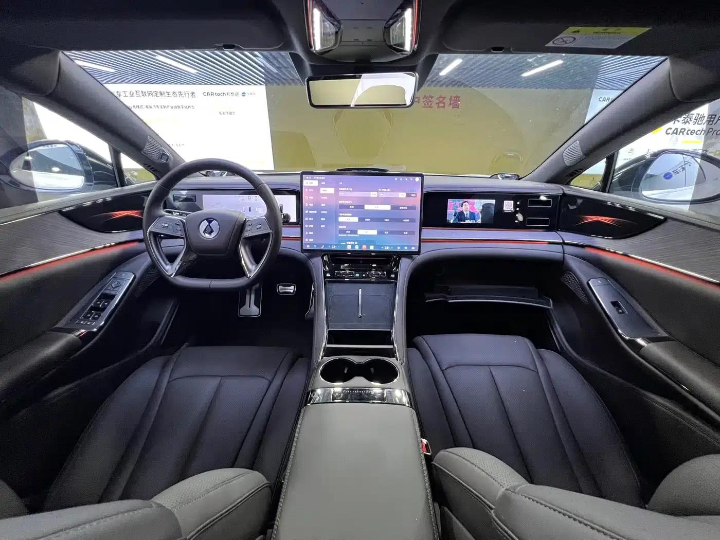 Denza Z9 2024 Model 1100km AWD Max Edition — миниатюра 9