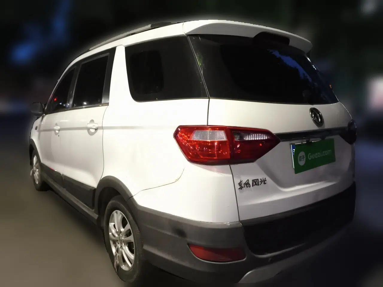 Used Dongfeng Fengon 370 2016 1.5L Manual Luxury 7-Seater — миниатюра 4