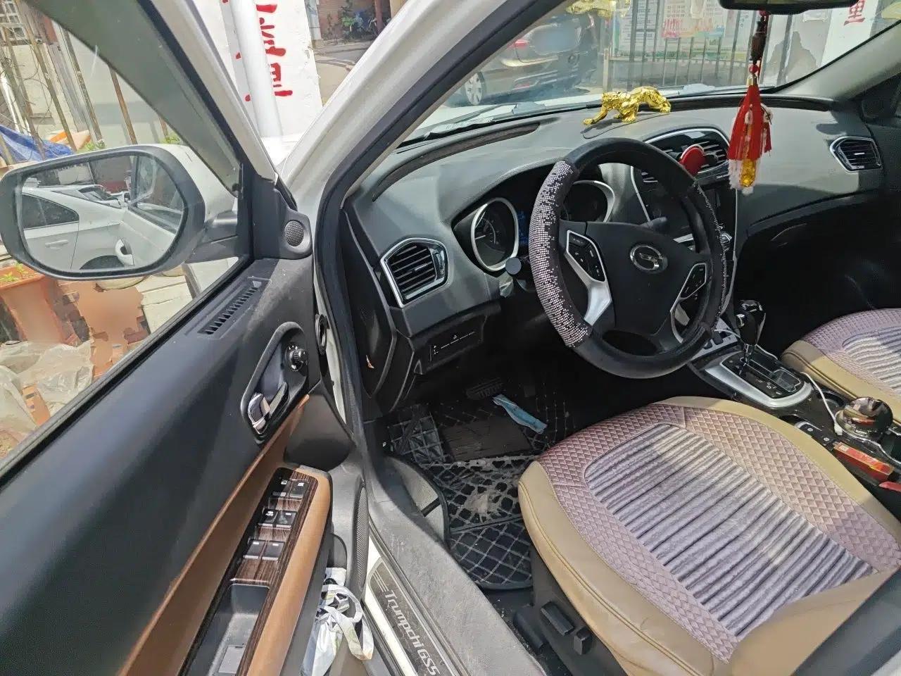 Used GAC Trumpchi GS5 Super 2016 2.0L Automatic Two-Wheel Drive Anniversary Edition — миниатюра 16