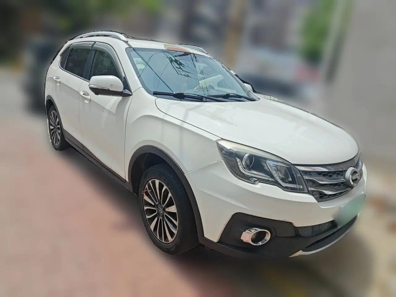 Used GAC Trumpchi GS5 Super 2016 2.0L Automatic Two-Wheel Drive Anniversary Edition — миниатюра 3