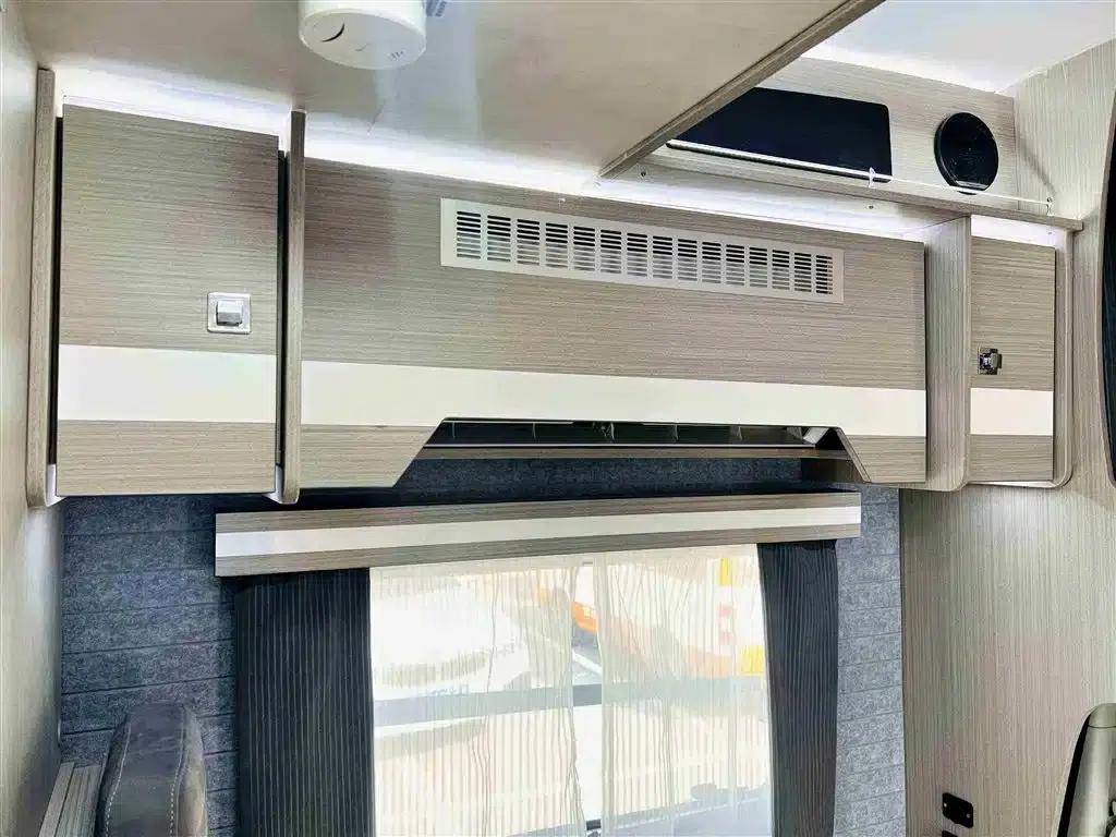 Iveco Daily 2021 3.0L Automatic — миниатюра 18