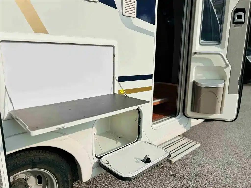 Iveco Daily 2021 3.0L Automatic — миниатюра 37