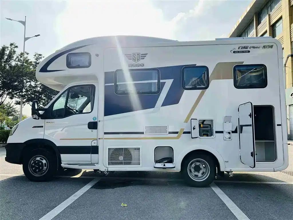 Iveco Daily 2021 3.0L Automatic — миниатюра 49