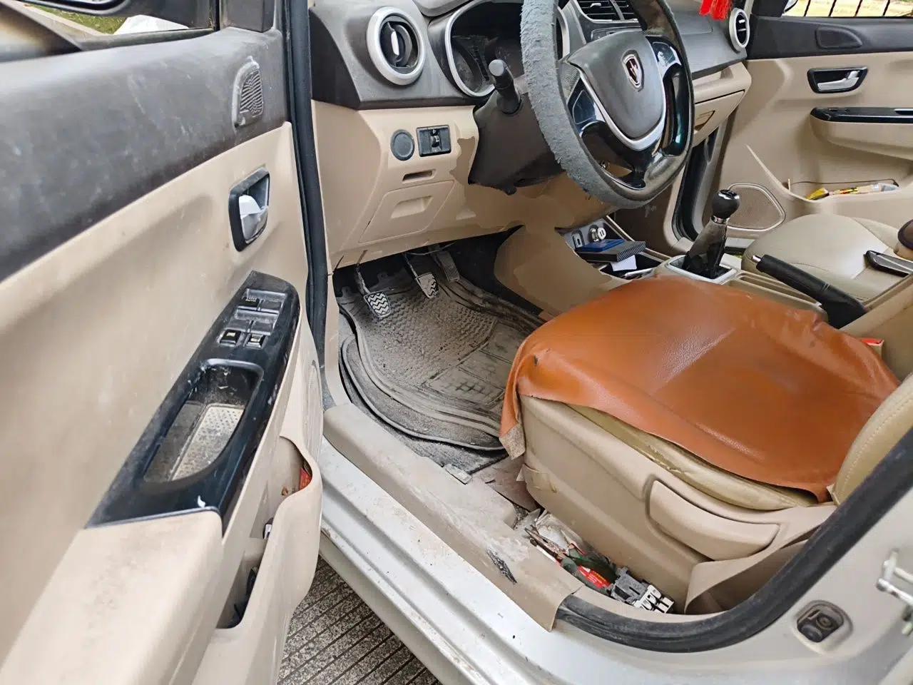 Used Jinbei 750 2015 1.5L Luxury Model — миниатюра 16