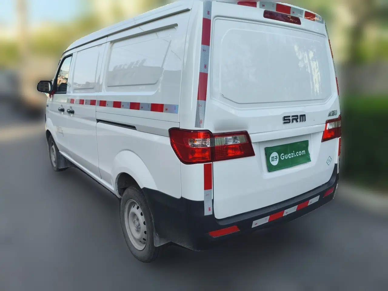 Used Jinbei Hiace X30 CNG 2023 1.5L Natural Gas Wealthy Van 2/5-Seater Air-Conditioned Version SWCC15M — миниатюра 4