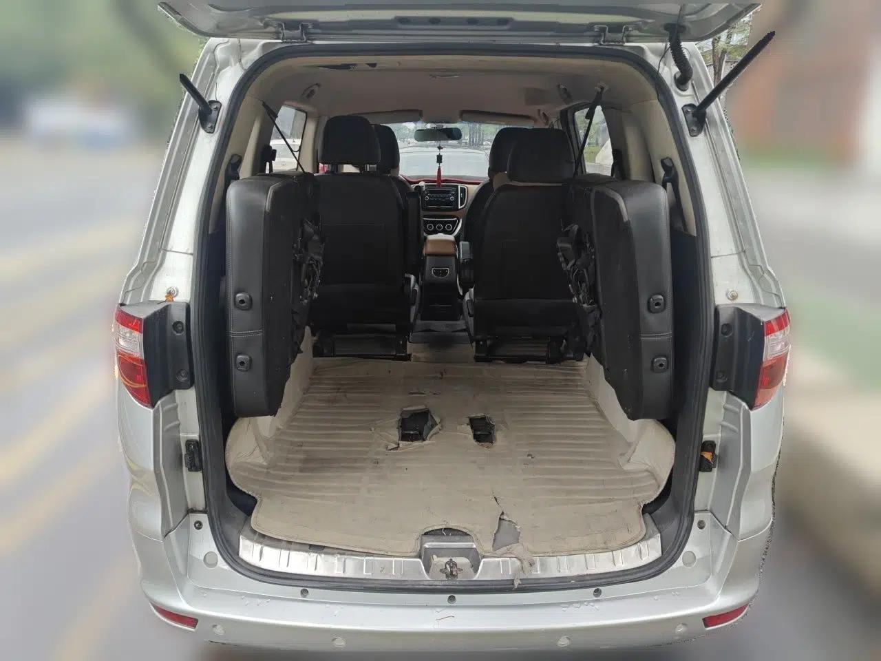 Used Jinbei F50 2017 1.6L Manual Comfort Model — миниатюра 19