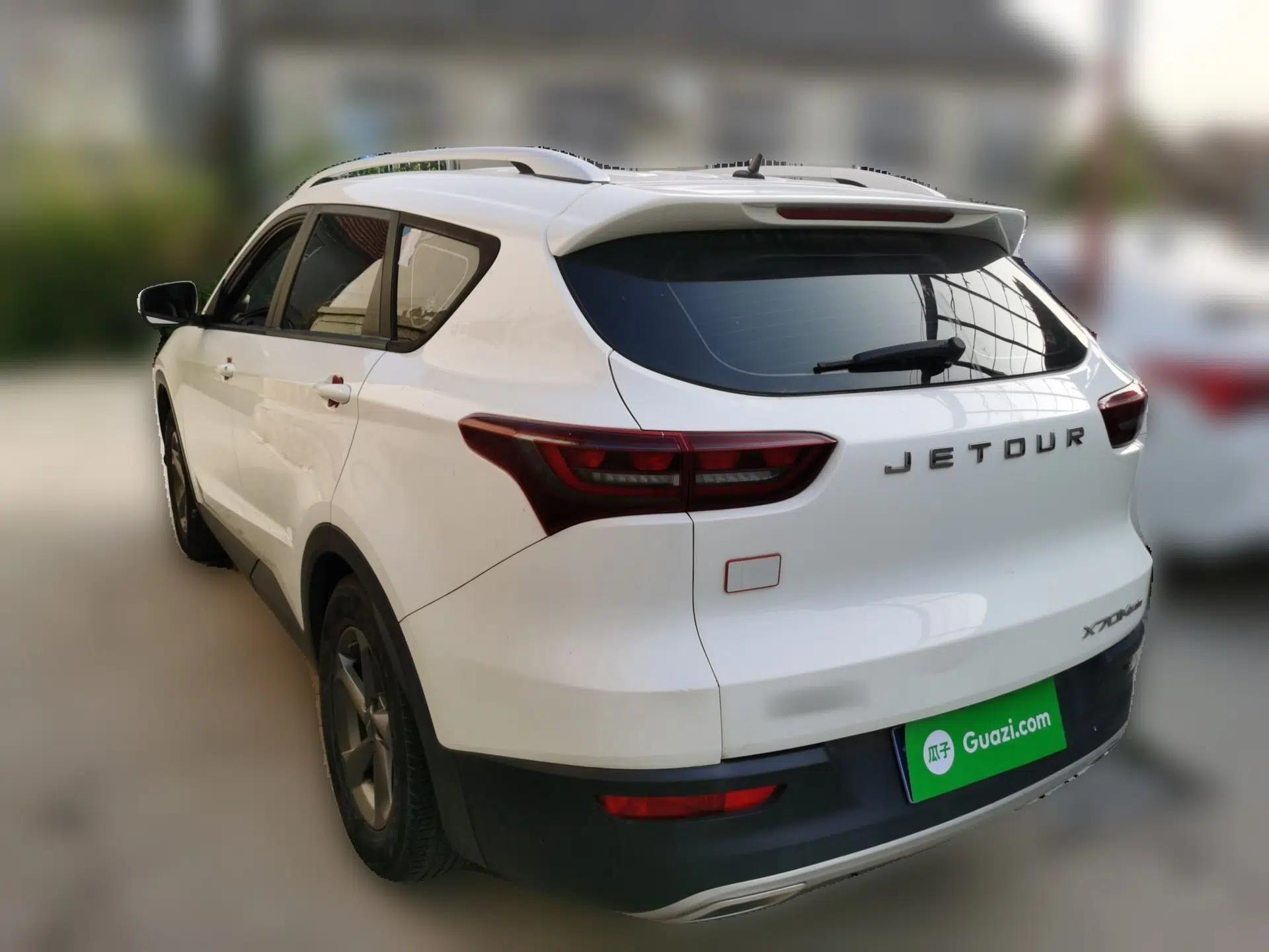 Used JETOUR X70M 2020 Revised Version 1.5T Manual - Travel Companion Type 6 Seats — миниатюра 4