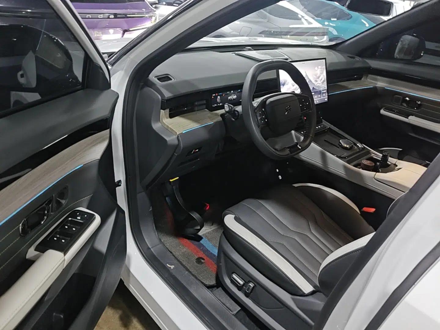 Used JETOUR Shanhai L6 2024 1.5TD DHT MAX — миниатюра 18