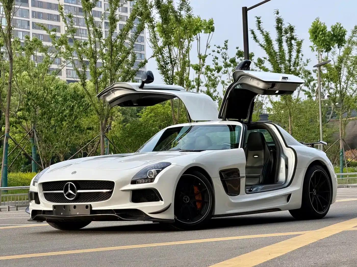 2011 Mercedes-Benz SLS AMG — миниатюра 12