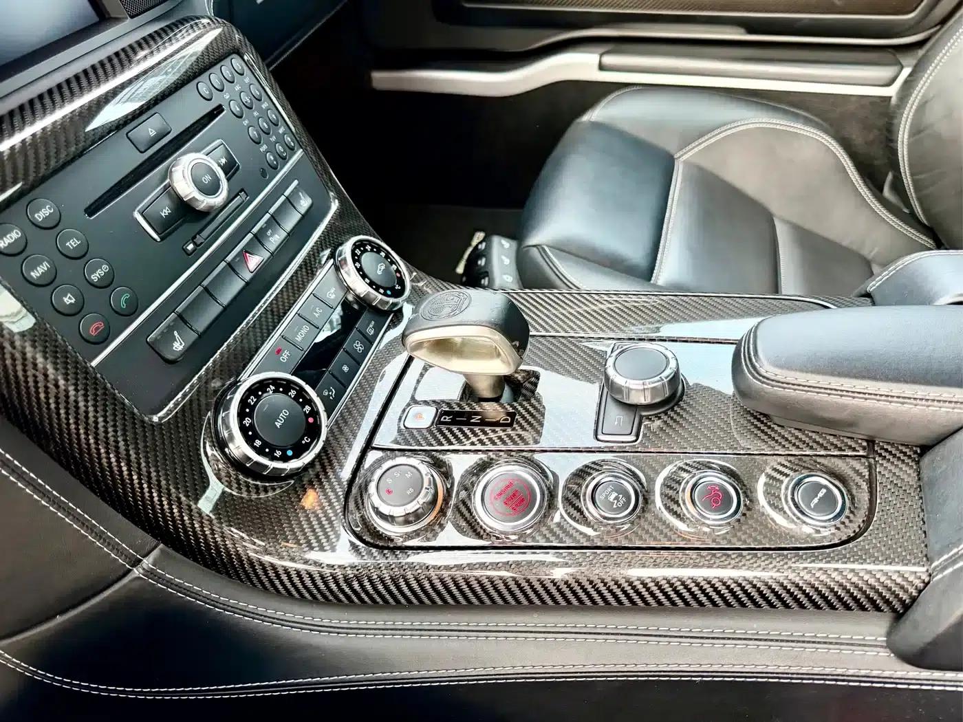 2011 Mercedes-Benz SLS AMG — миниатюра 16