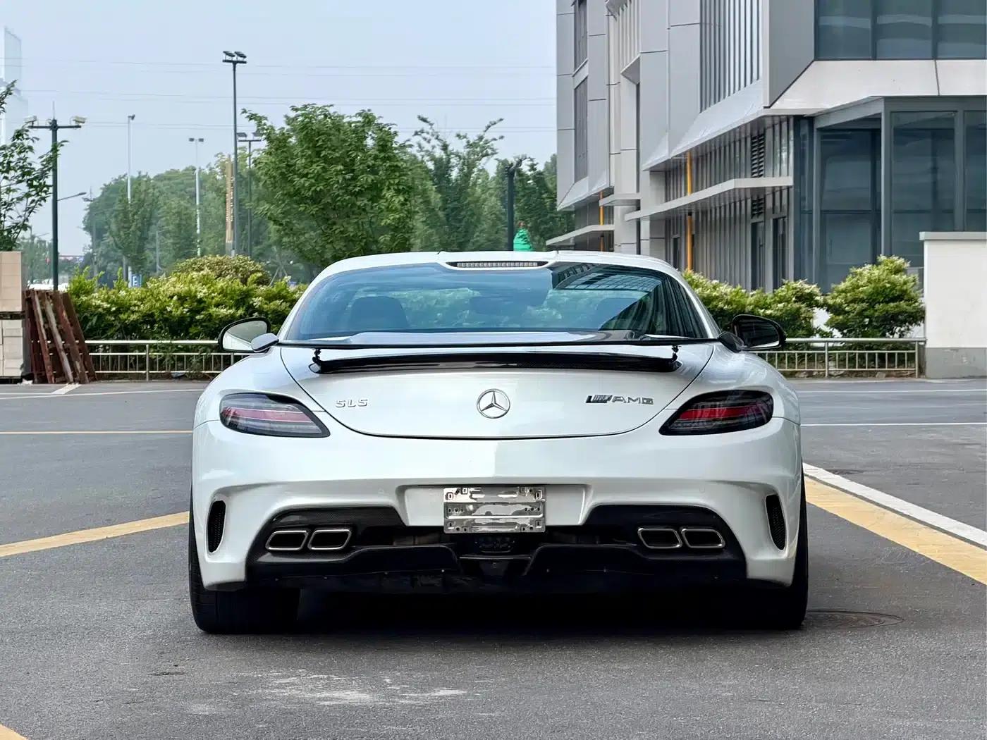 2011 Mercedes-Benz SLS AMG — миниатюра 10
