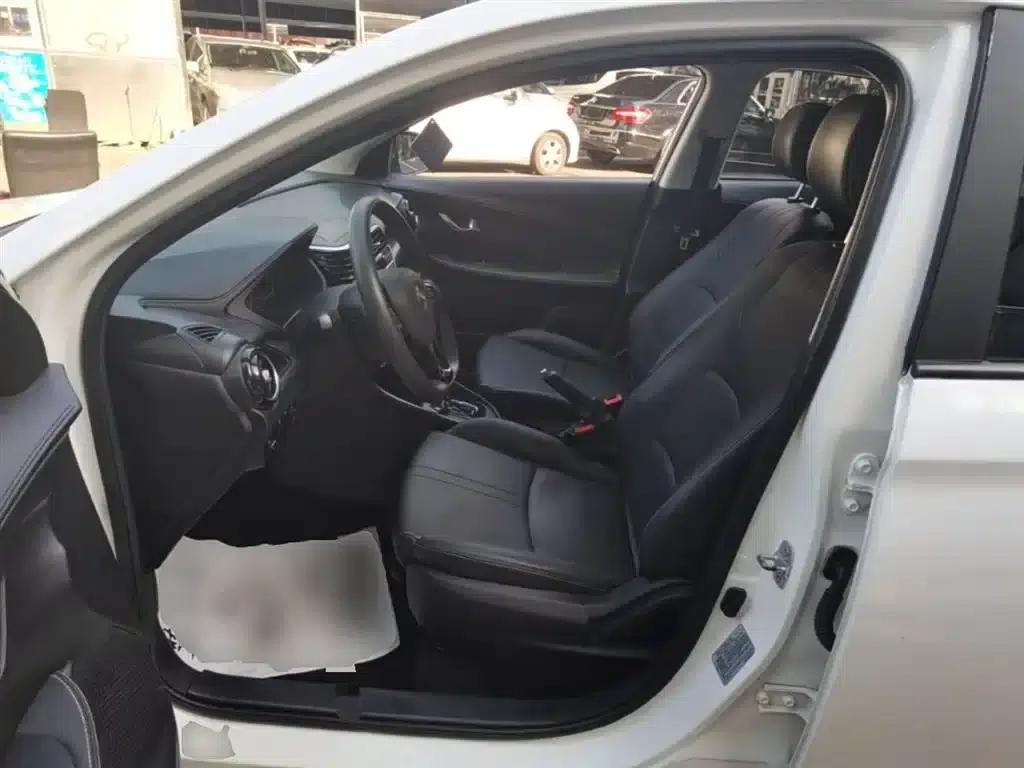 Yuexiang 2019 1.5L DCT Comfort Model (National VI Emission Standard) — миниатюра 15