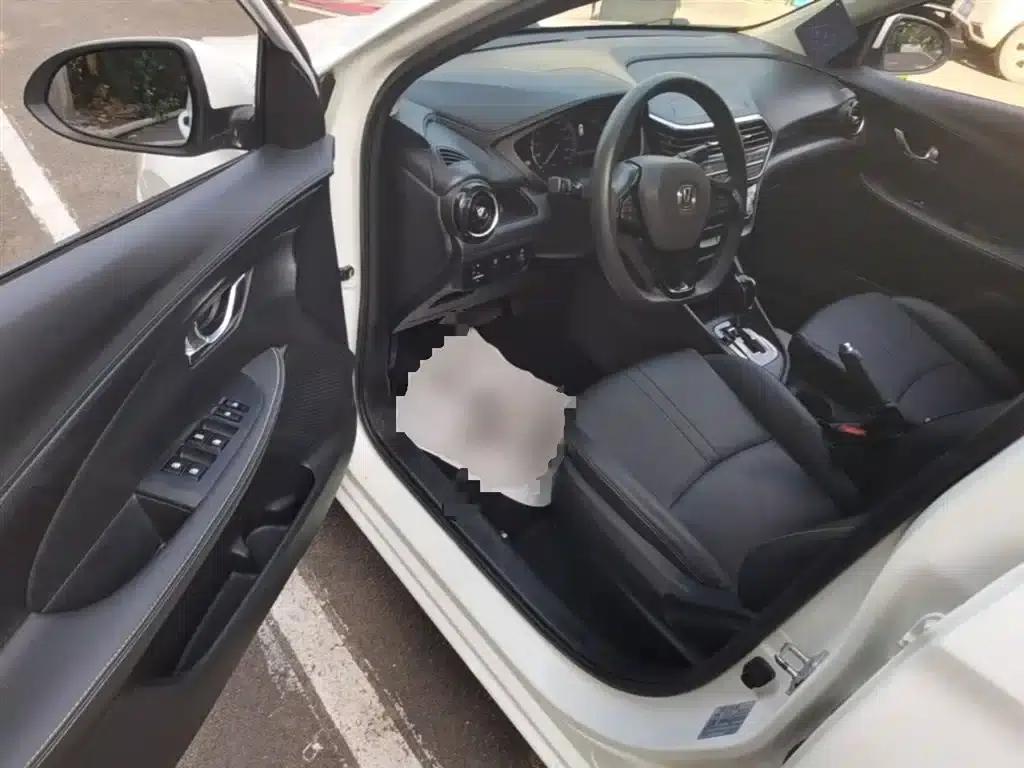 Yuexiang 2019 1.5L DCT Comfort Model (National VI Emission Standard) — миниатюра 16