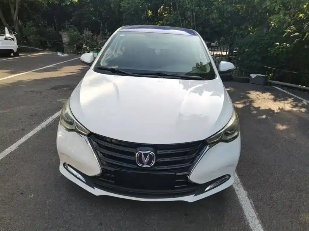 Yuexiang 2019 1.5L DCT Comfort Model (National VI Emission Standard) — миниатюра 3
