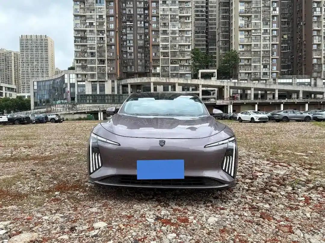 Xinghai S7 2025 235 Extended Range Luxury Edition — миниатюра 2