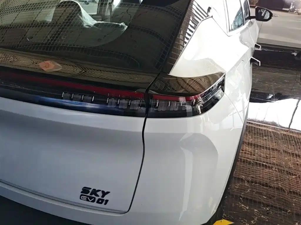 SKY EV01 2025 530km AIR Elite Edition — миниатюра 8