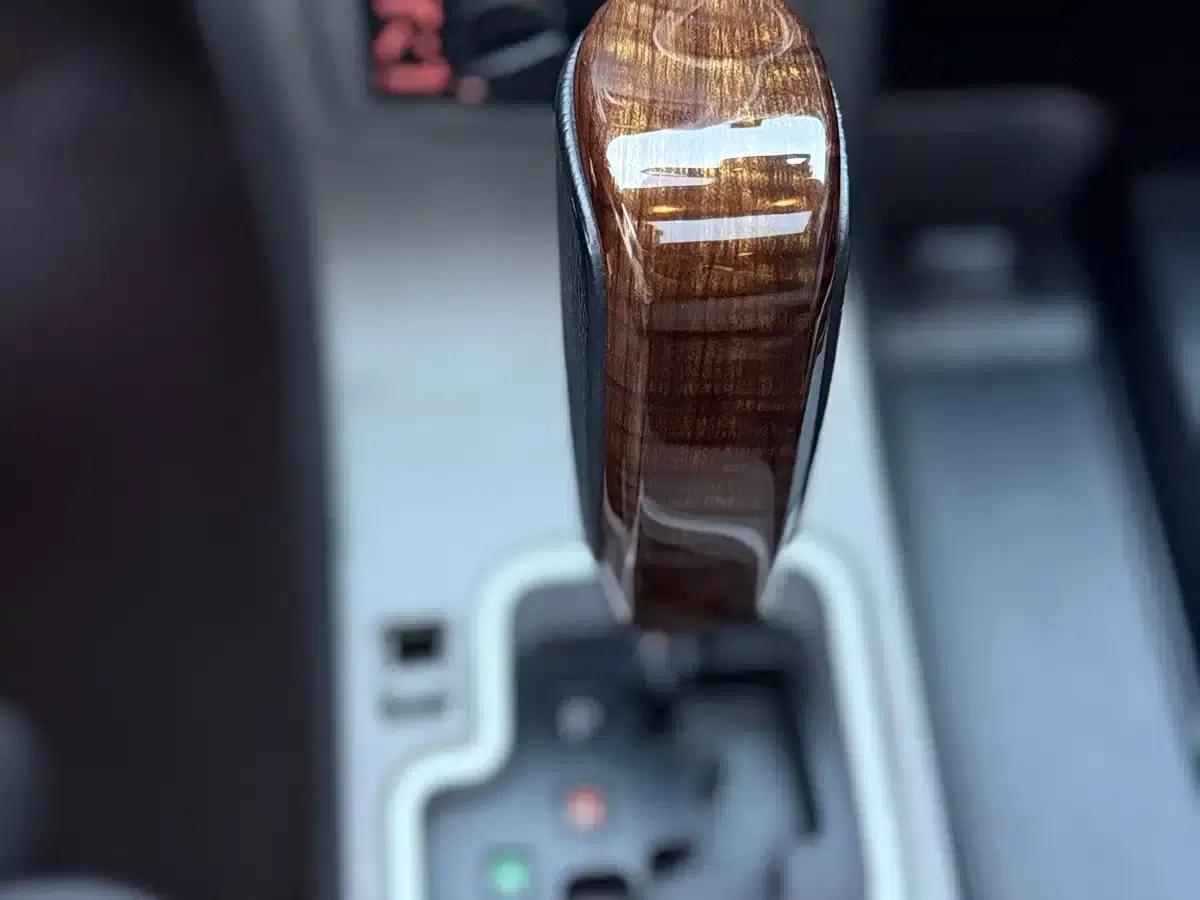 Sequoia 2010 5.7 Platinum Edition — миниатюра 11