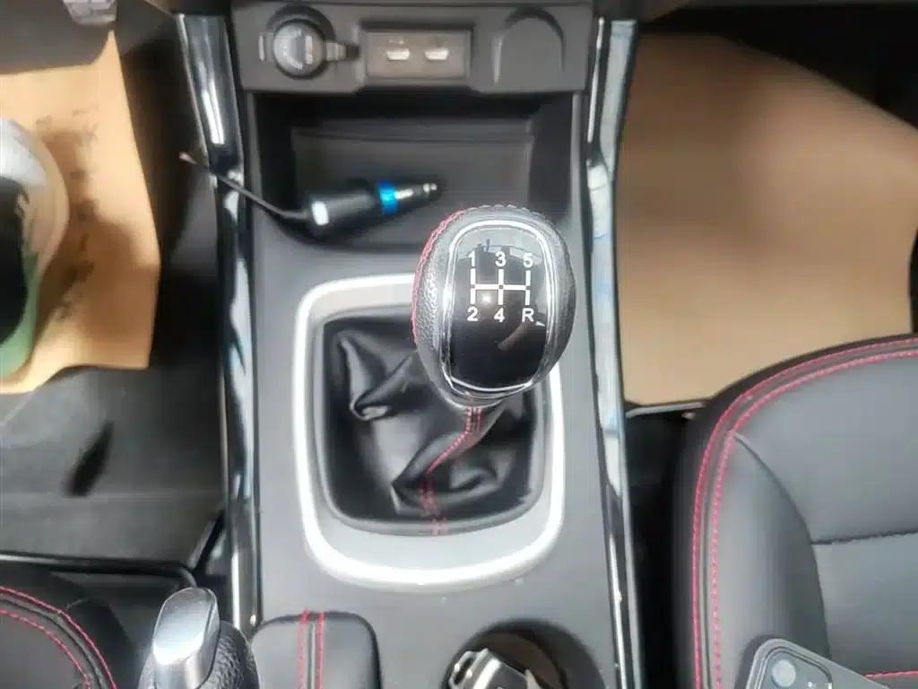 Kaiyi X3 2019 1.5L Manual Smart Edition — миниатюра 14