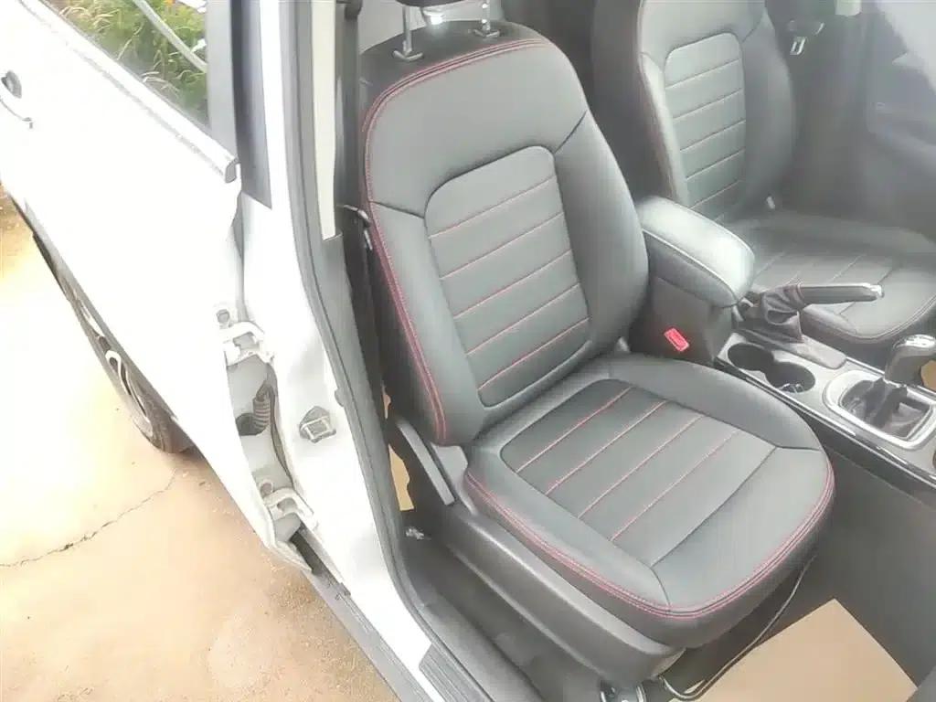 Kaiyi X3 2019 1.5L Manual Smart Edition — миниатюра 25