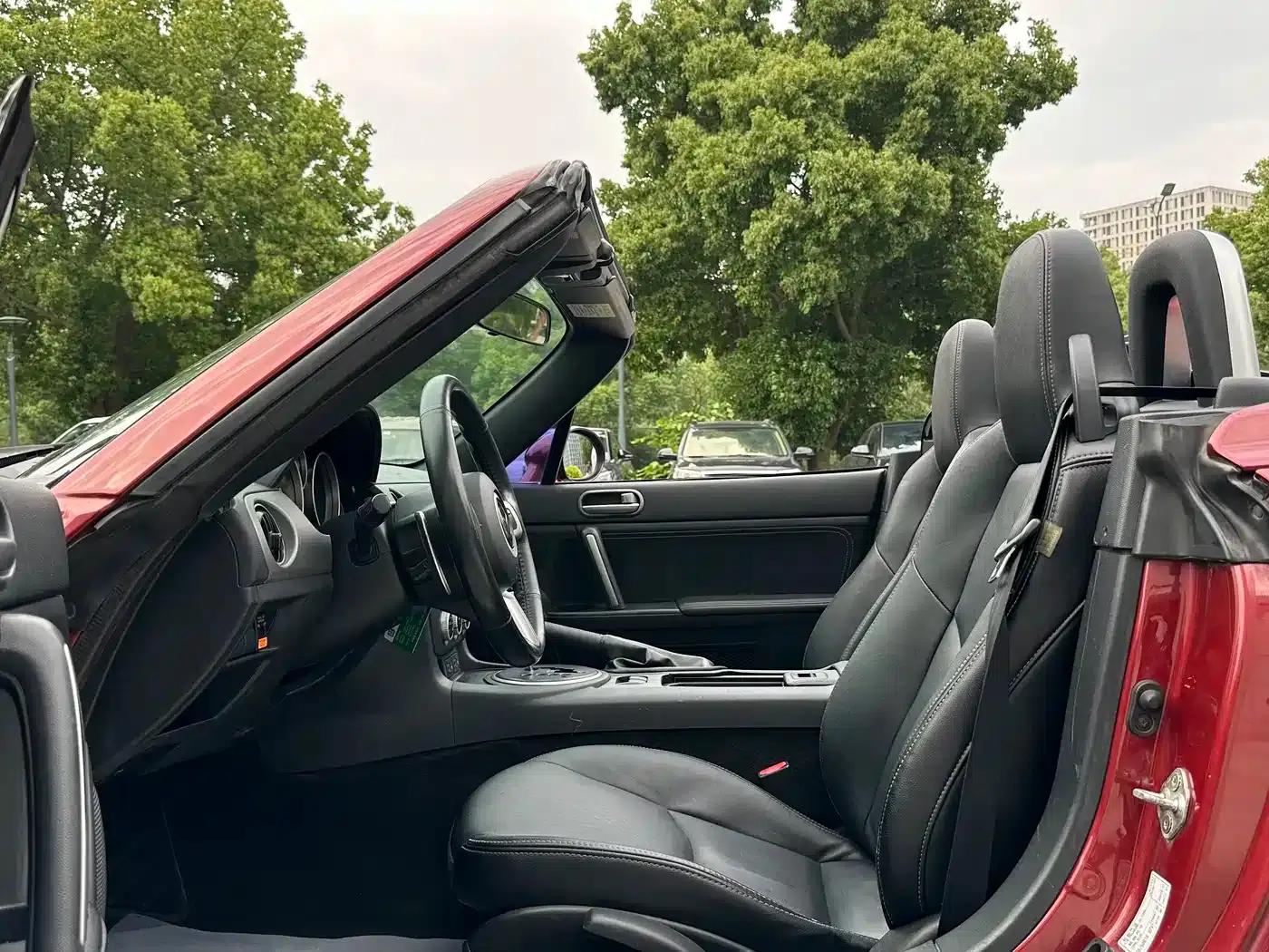 Mazda MX-5 2009 2.0 — миниатюра 12